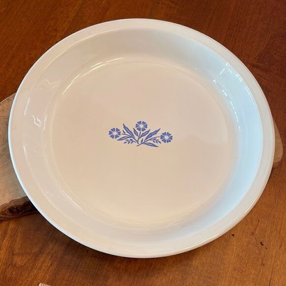 Corningware Cornflower Blue 9" Pie Plate - Picture 1 of 5